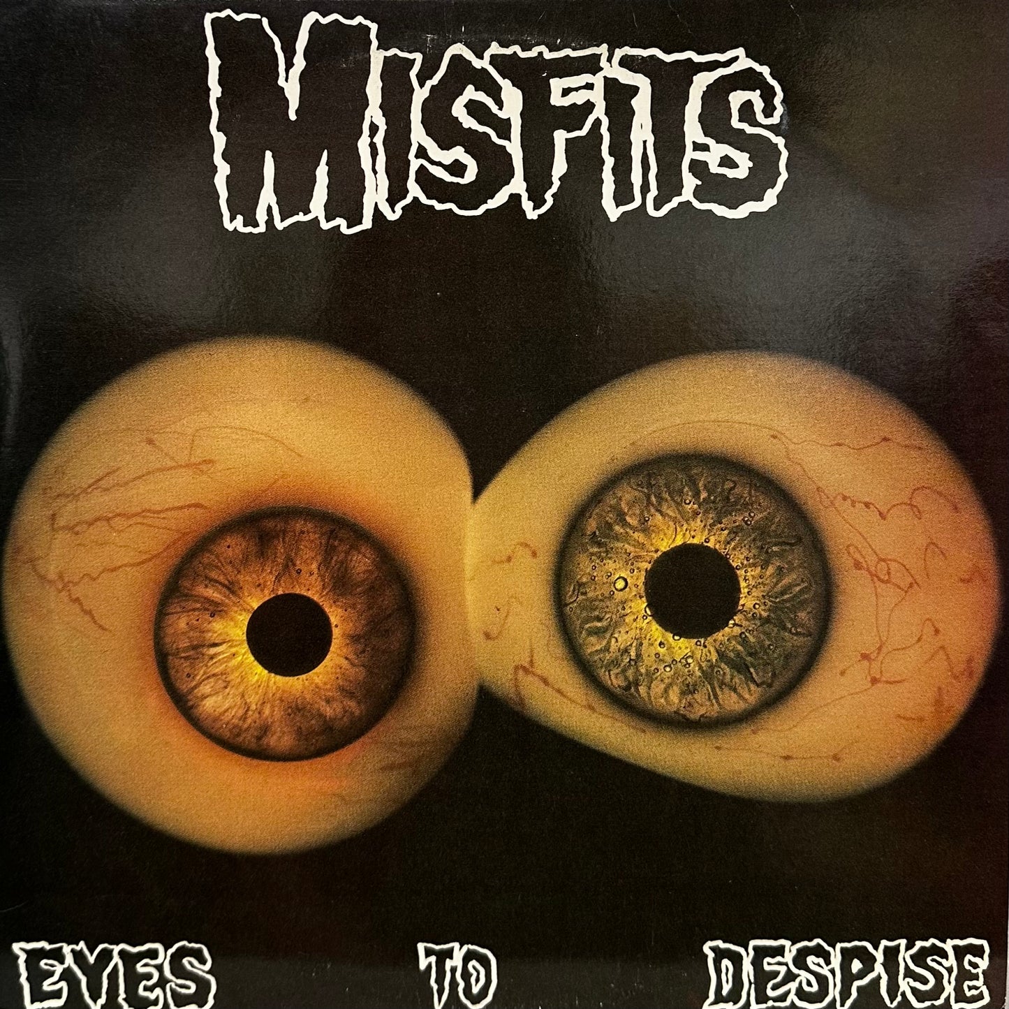 Misfits – Eyes To Despise