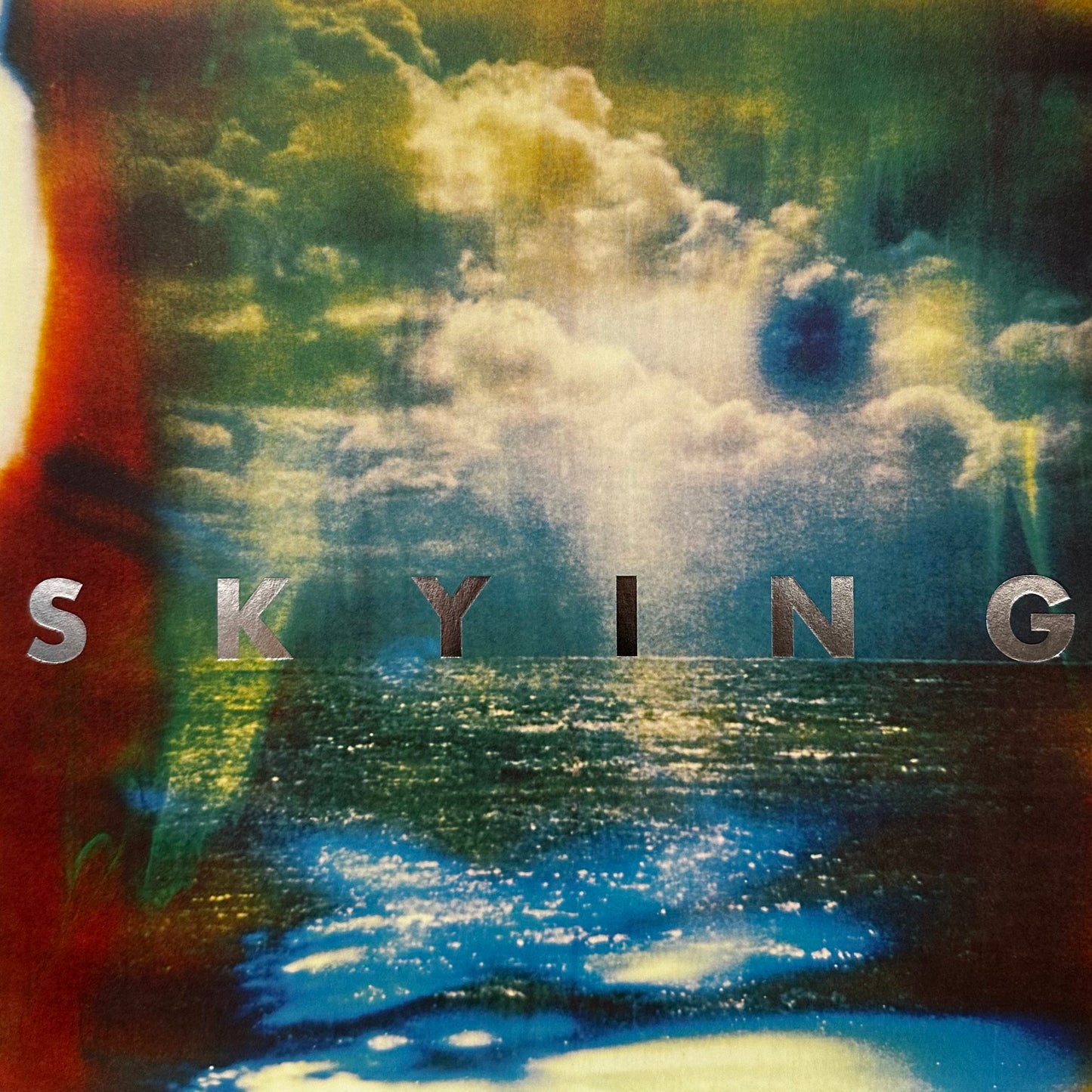 The Horrors – Skying