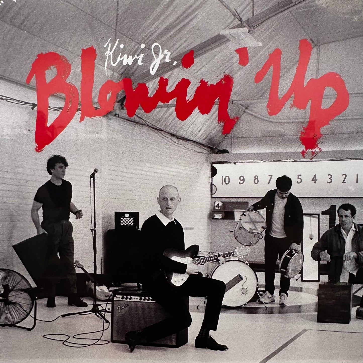 Kiwi Jr. – Blowin' Up