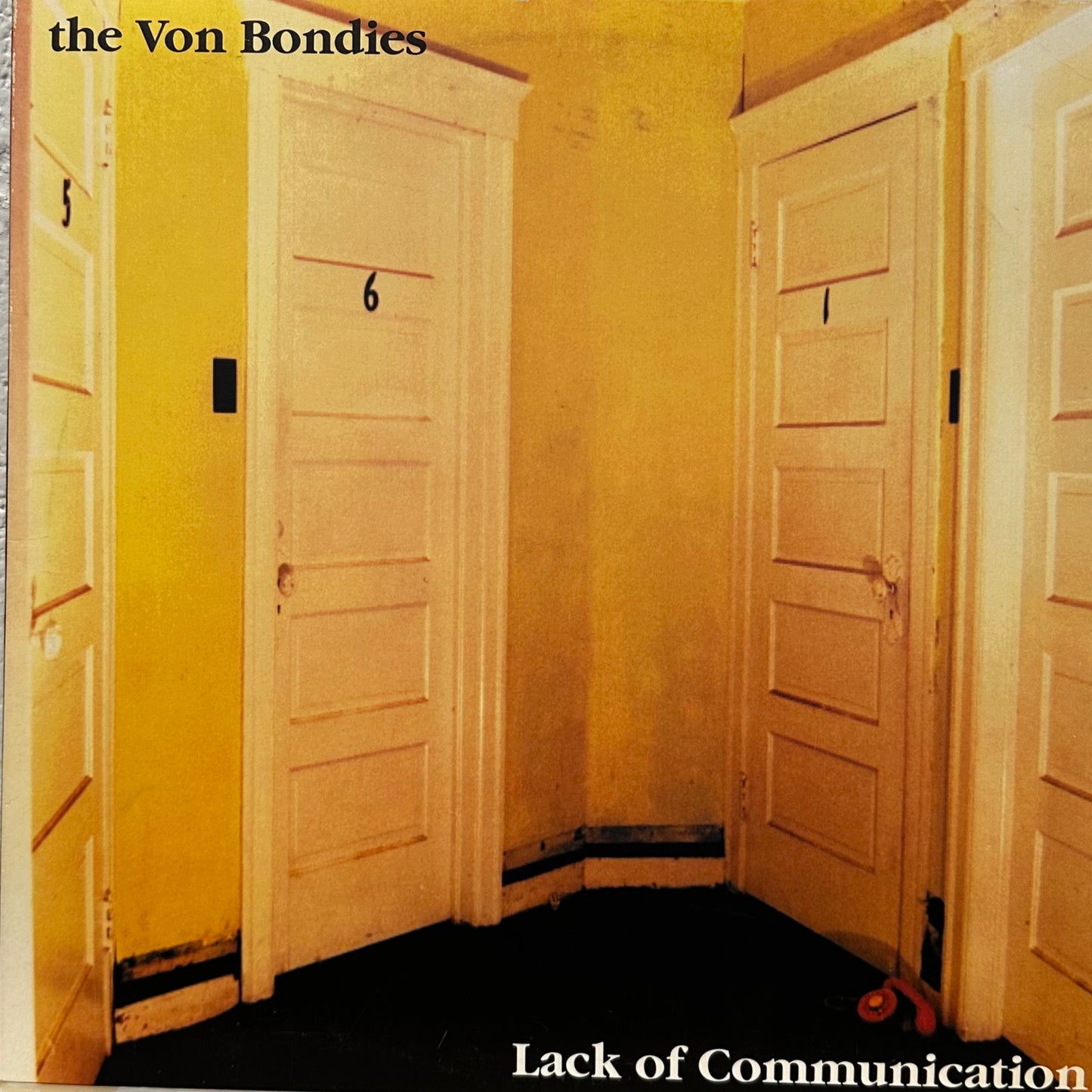 The Von Bondies – Lack Of Communication