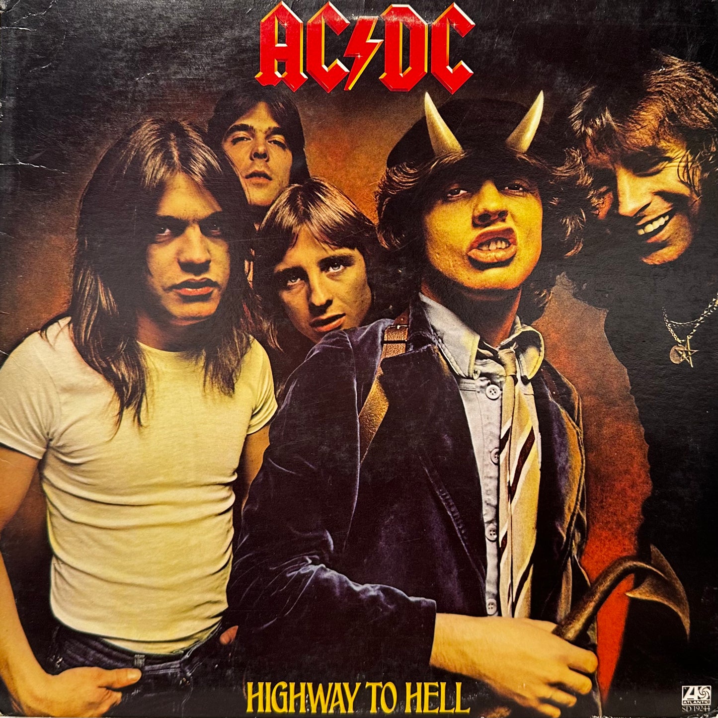 AC/DC – Highway To Hell