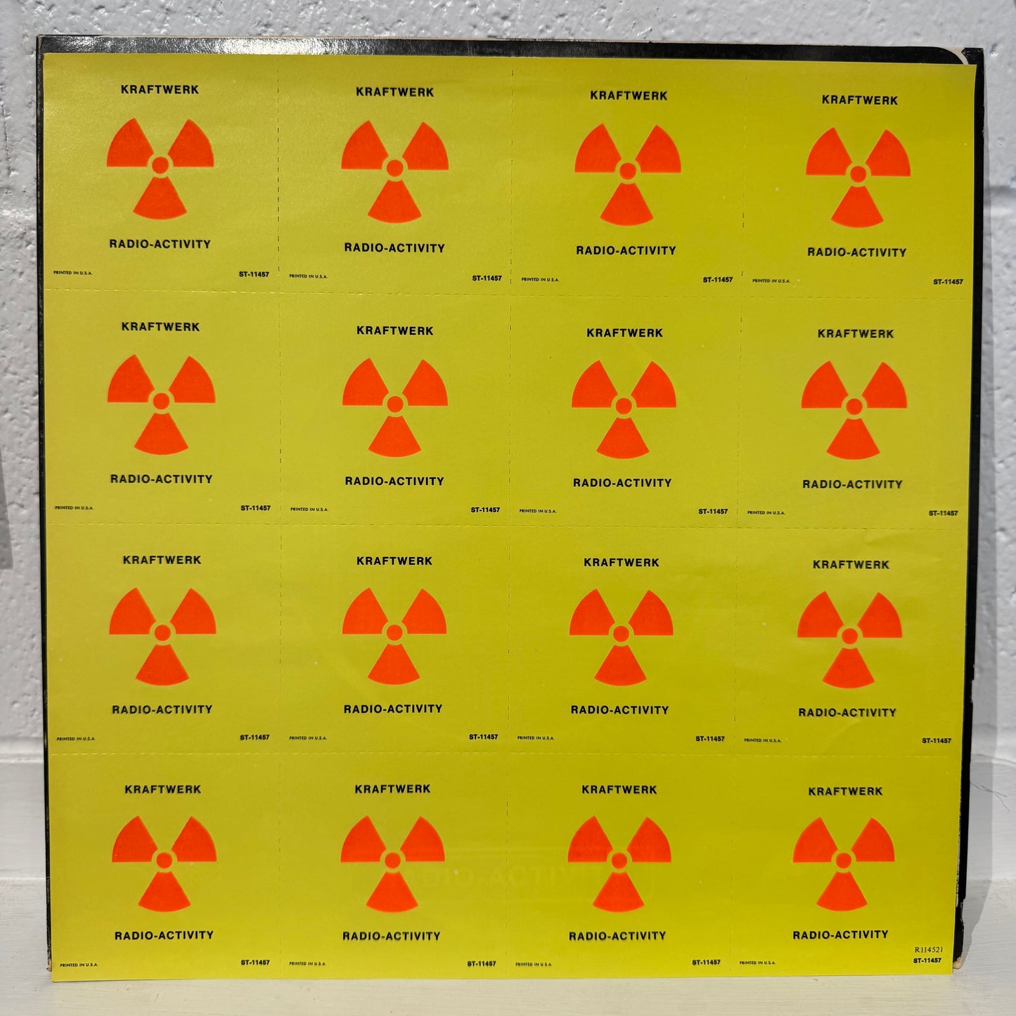 Kraftwerk – Radio-Activity