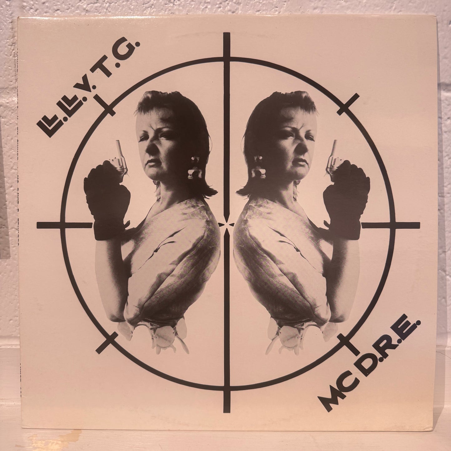 Llwybr Llaethog v. Ty Gwydr : MC David R. Edwards - LL.LL. v. T.G : MC D.R.E.