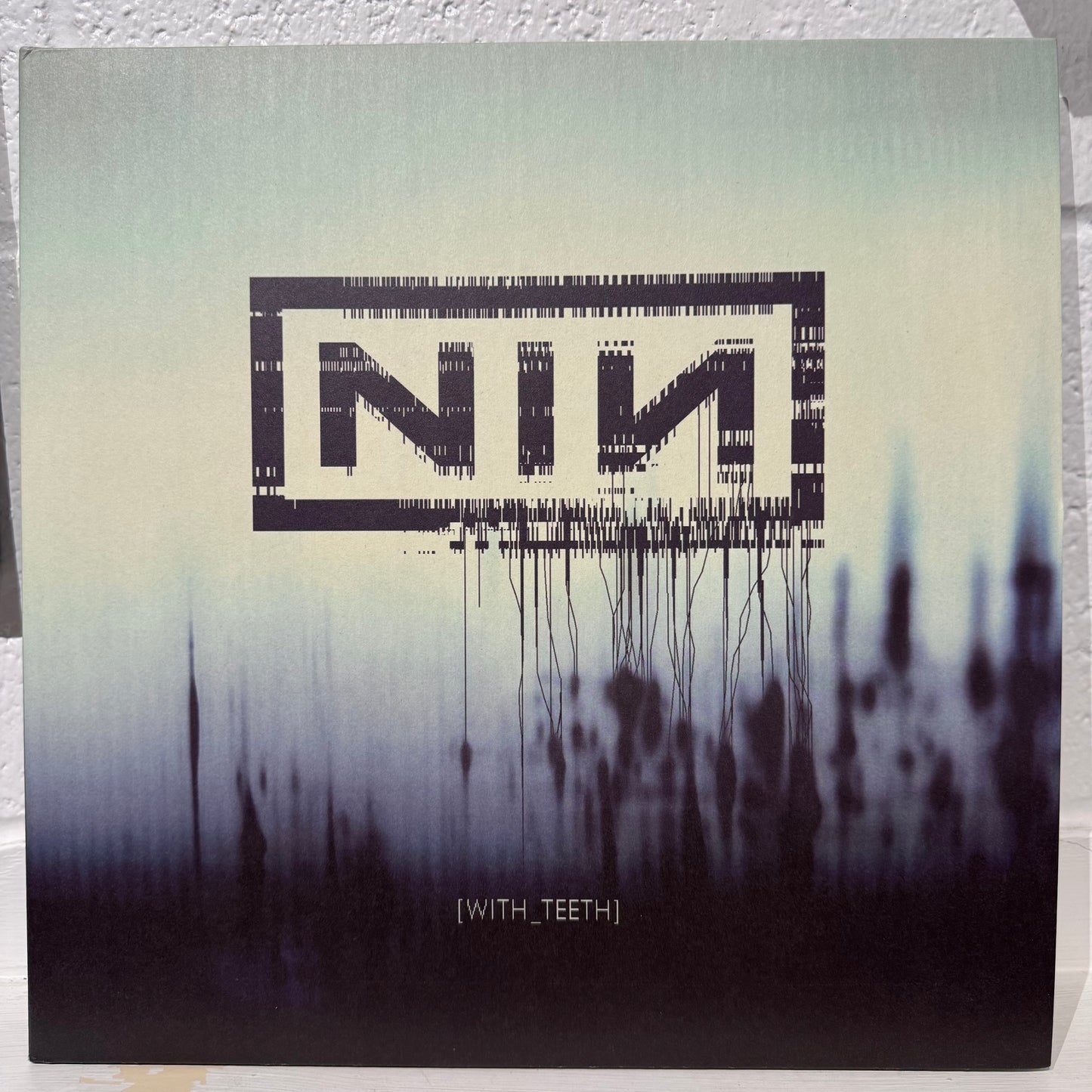 Nine Inch Nails – With Teeth