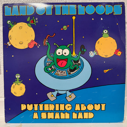 Land Of The Loops – Puttering About A Small Land