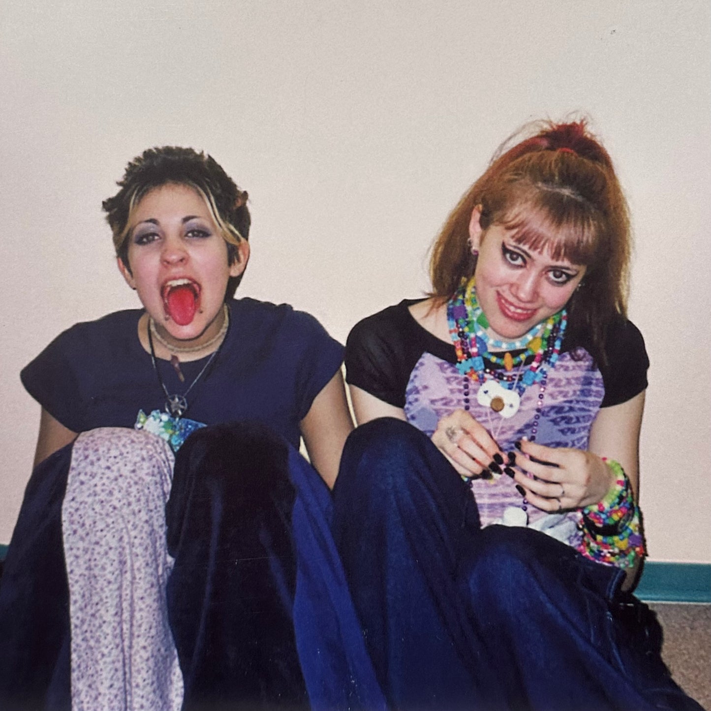 Soft Kill – Dead Kids R.I.P. City