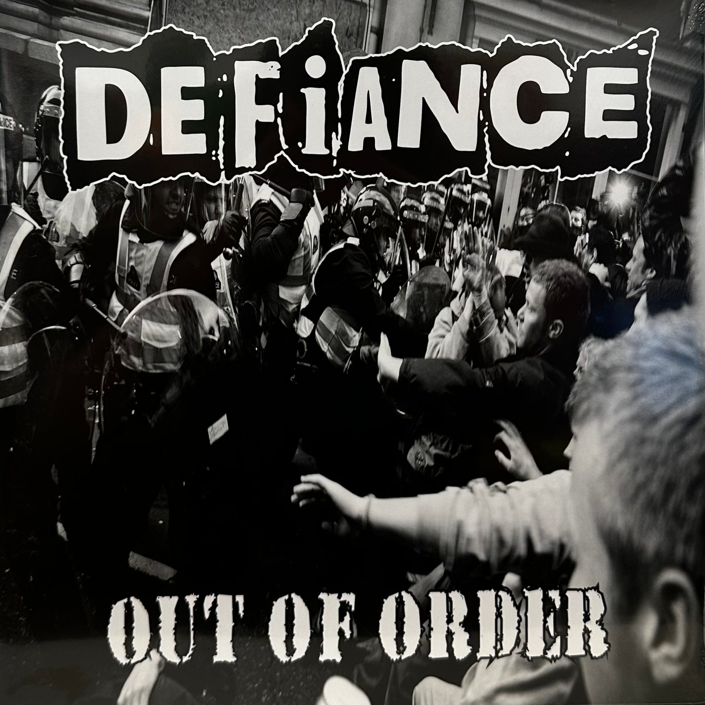 Defiance – Out Of Order