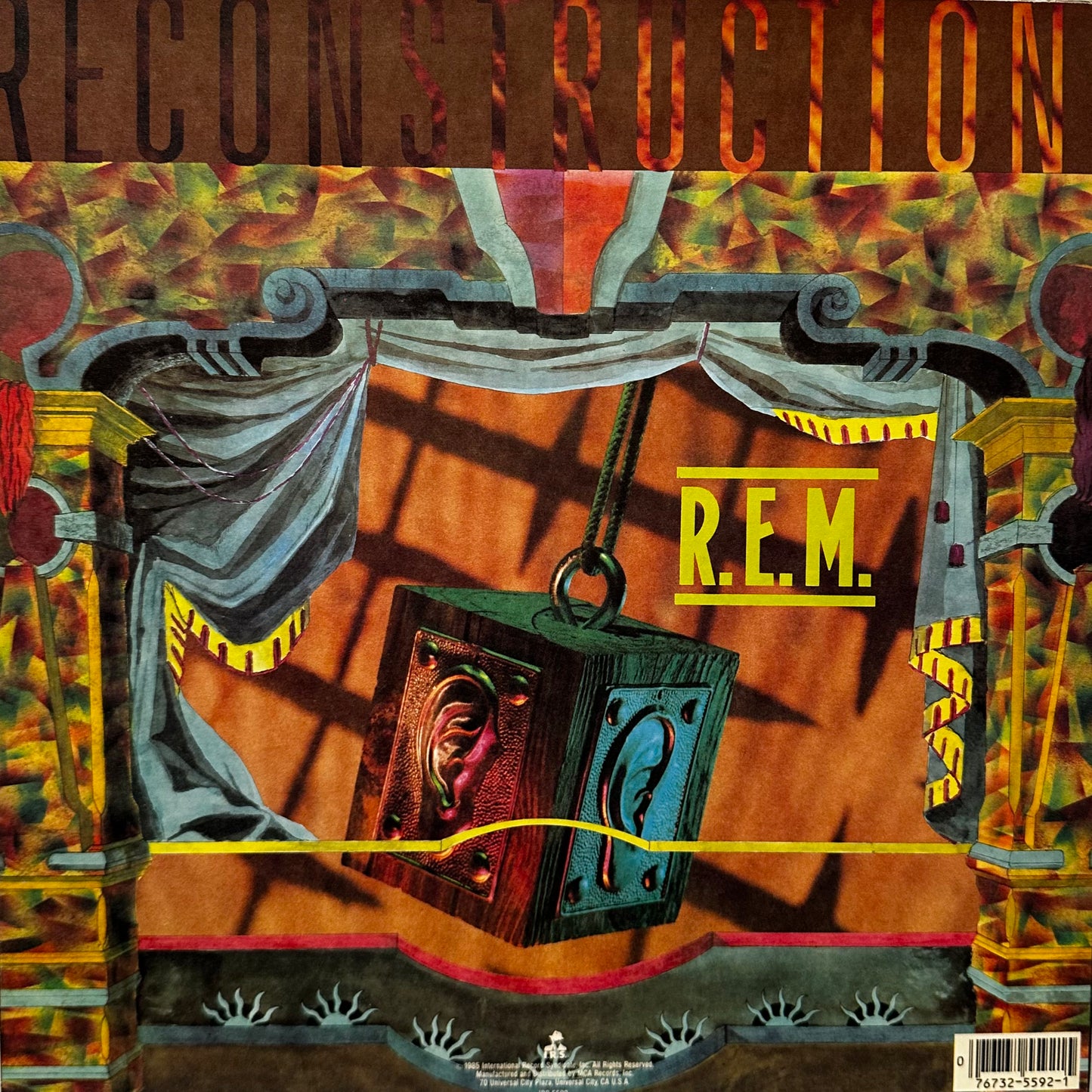 R.E.M. – Fables Of The Reconstruction / Reconstruction Of The Fables