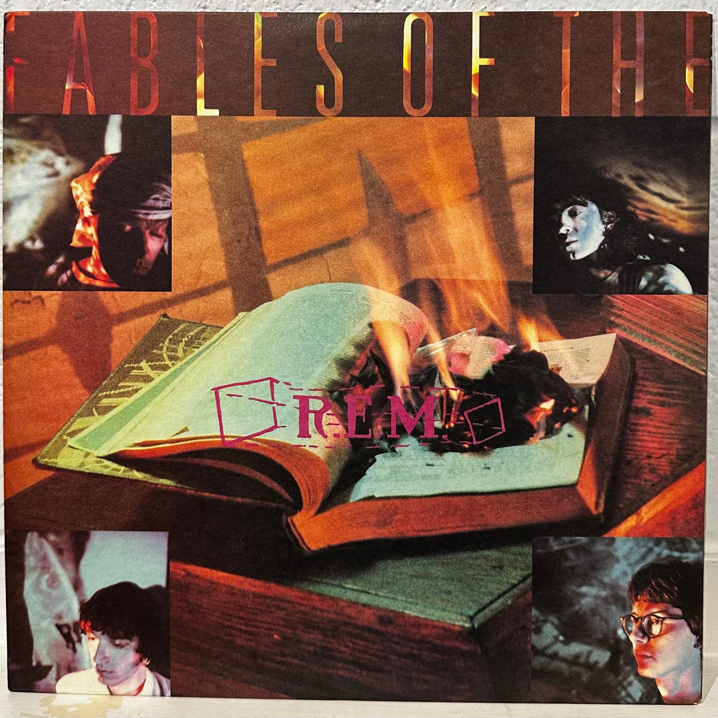 R.E.M. – Fables Of The Reconstruction / Reconstruction Of The Fables