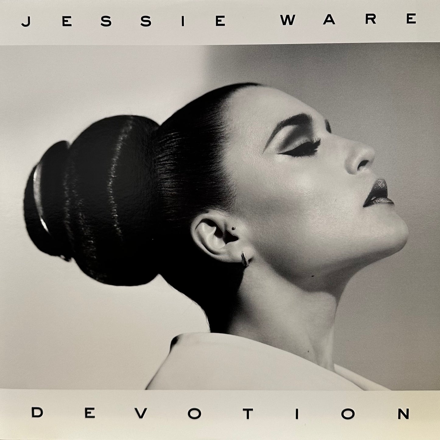 Jessie Ware – Devotion