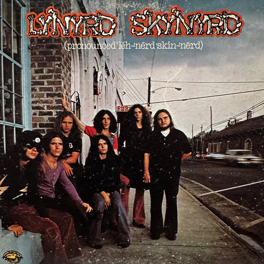 Lynyrd Skynyrd – (Pronounced 'Lĕh-'nérd 'Skin-'nérd)