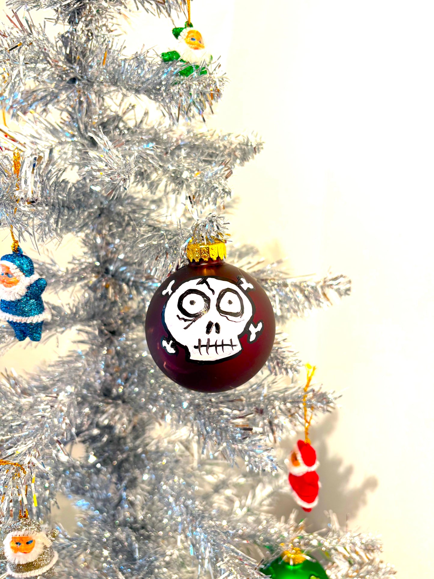 Kepi Ghoulie - Christmas Ornament Red Skull
